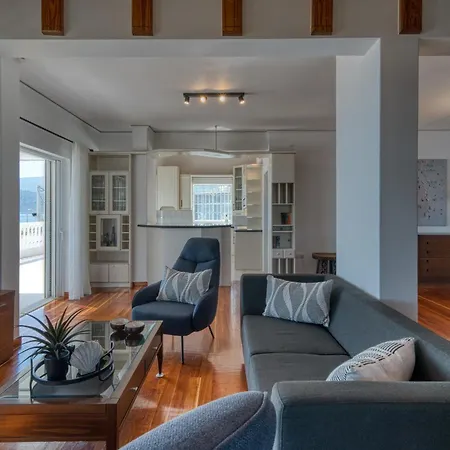 Sea Pearl - Luxury Beachfront Maisonette