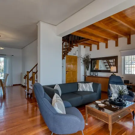 Apartmán Sea Pearl - Luxury Beachfront Maisonette *