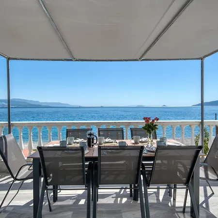 Apartmán Sea Pearl - Luxury Beachfront Maisonette