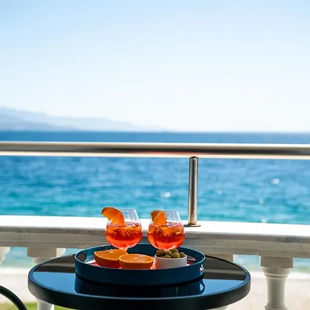 Sea Pearl - Luxury Beachfront Maisonette Apartmán *