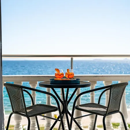 Apartmán Sea Pearl - Luxury Beachfront Maisonette