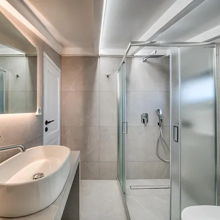 Sea Pearl - Luxury Beachfront Maisonette Apartmán
