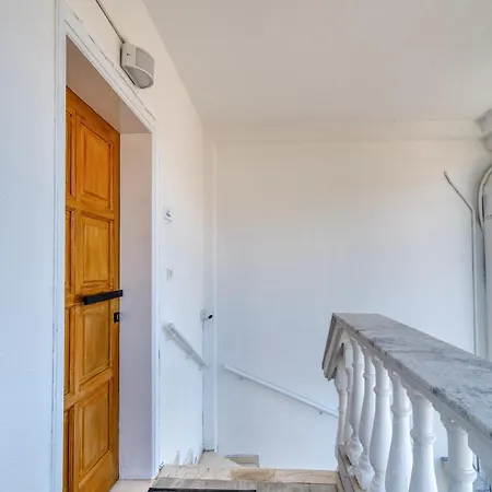 Sea Pearl - Luxury Beachfront Maisonette Loutra Oraias Elenis
